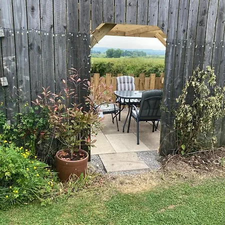 בית נופש High Oak *