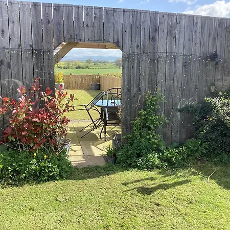 בית נופש High Oak *